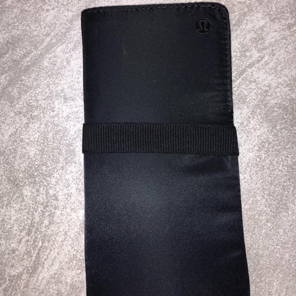 Lululemon hair straightener/curler holder